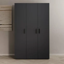 Brussel^Meubella Outlet