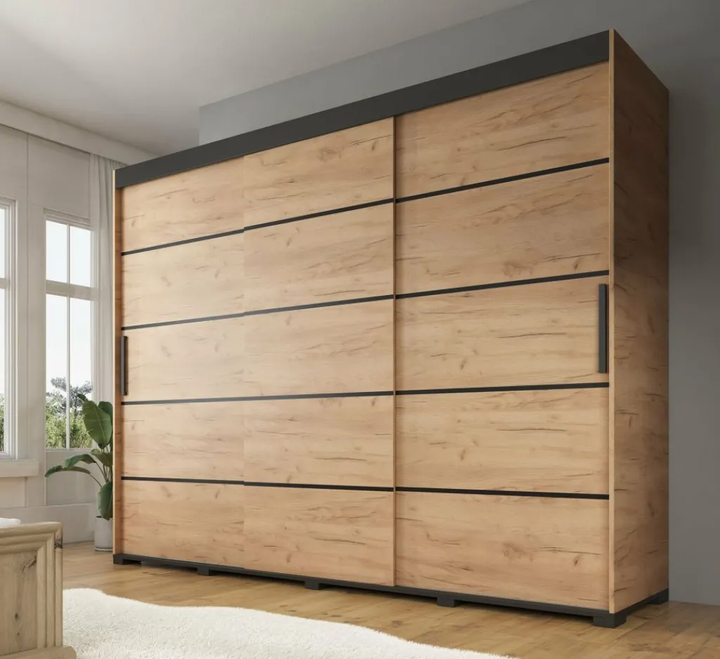 Crown^Meubella Discount