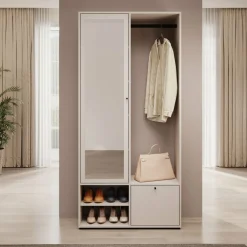 Deacon^Meubella Online