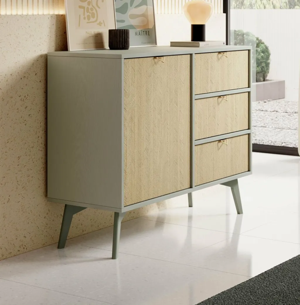 Essence^Meubella Clearance