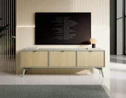 Essence^Meubella Clearance