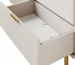 Nicola^Meubella Online