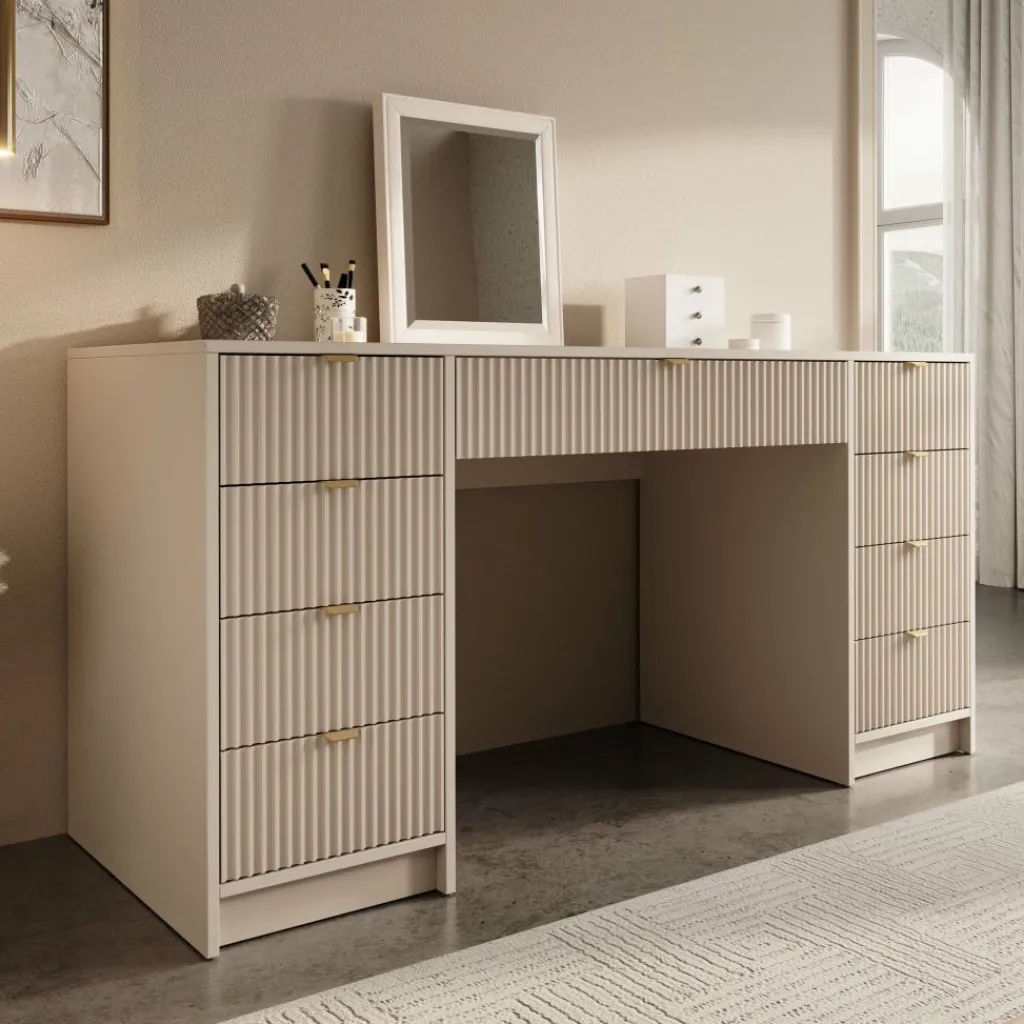 Tavares 2^Meubella Clearance