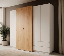 Three^Meubella Online