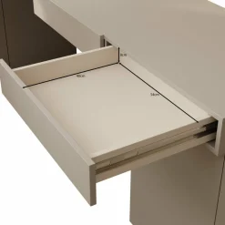 Whenua 4^Meubella Hot